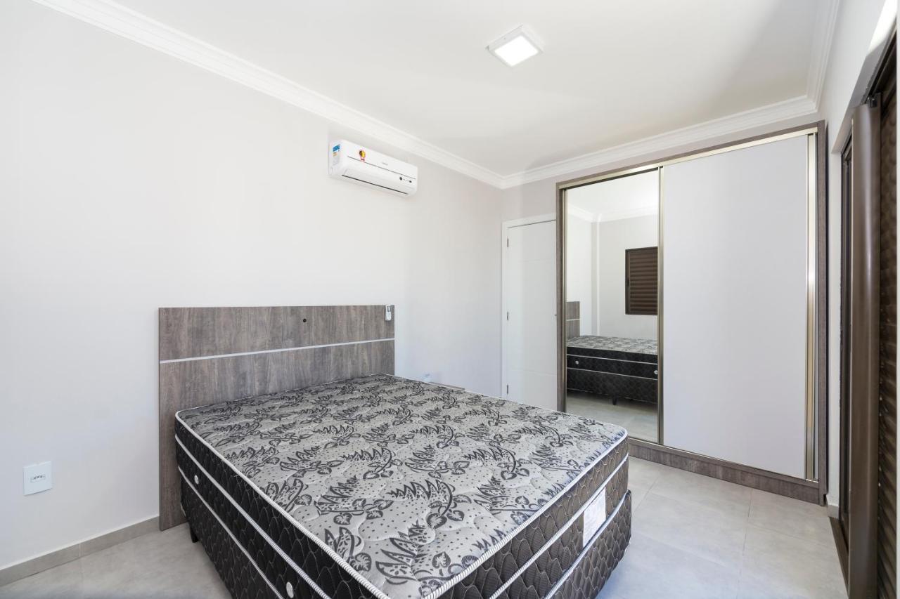 Residencial Sks Apartment Бомбиняс Екстериор снимка